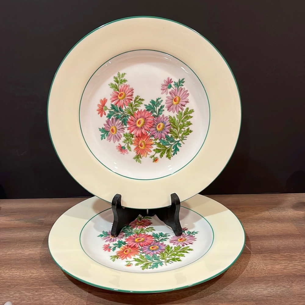 Wedgwood Garden Club Dinner Plates (2)
